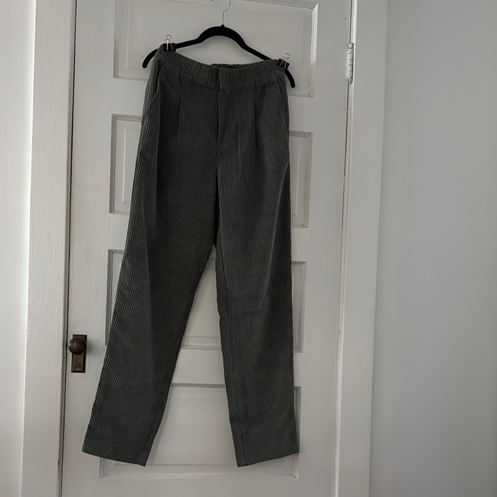 GAP Women’s Small Tall Wide Wale Pleated Corduroy Pants Stretch Waist